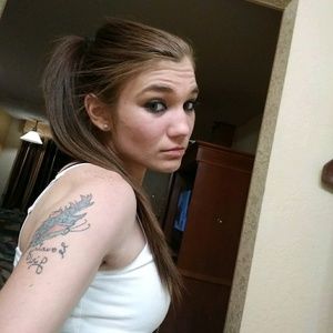 Meet your Posher, Fay